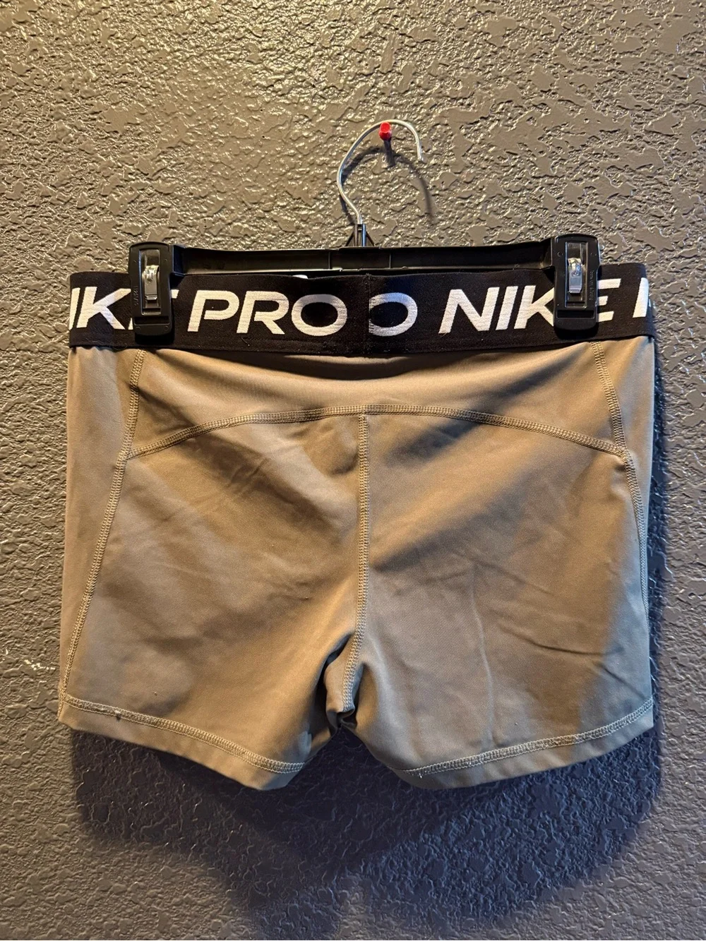 Nike stretchy pro